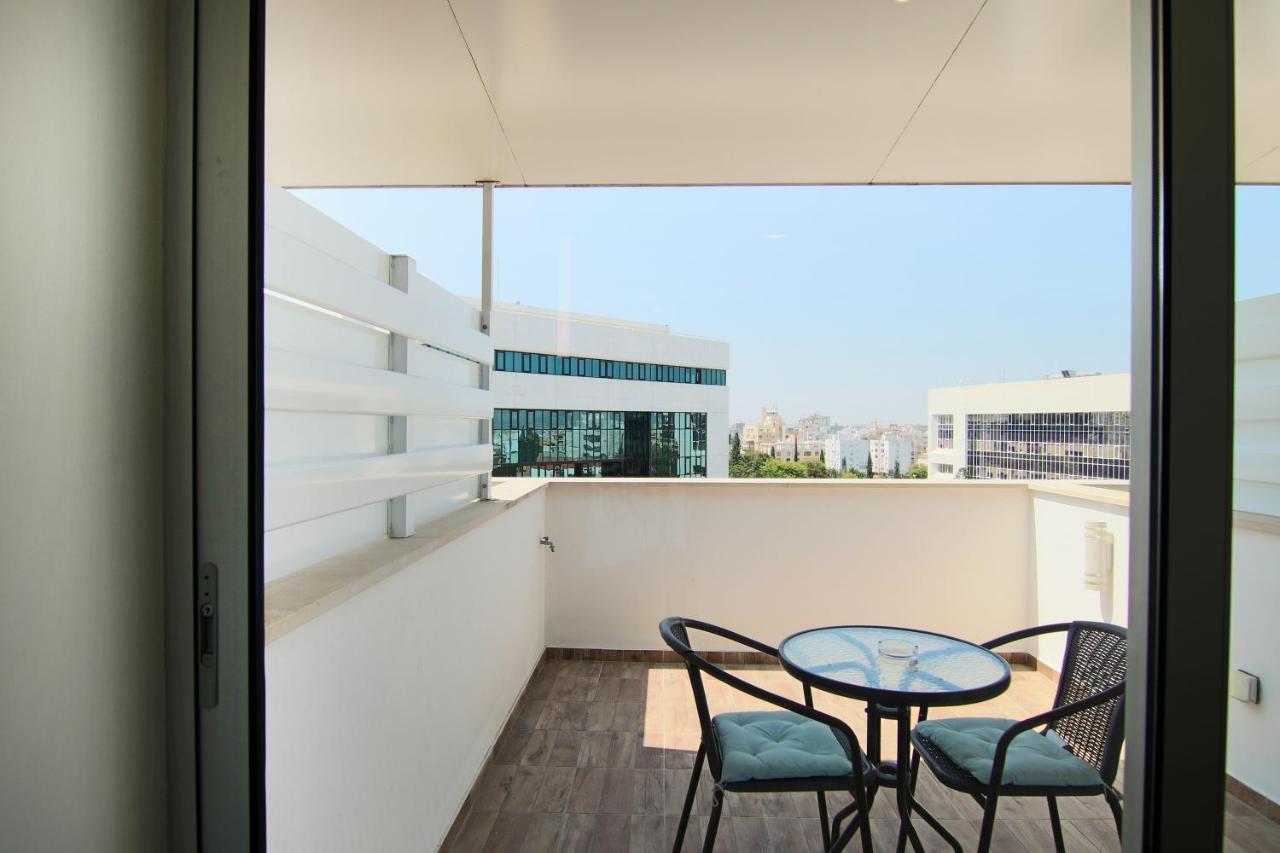 Phaedrus Living: Luxury Suite Nicosia 505 Dış mekan fotoğraf